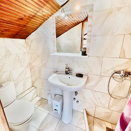 Athina K Apartamento Nea Kallikrateia